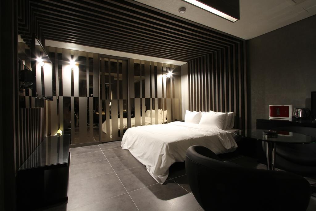 Valentine Hotel Kōyō Habitación foto